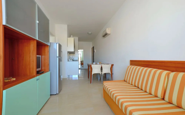 Beachside Accommodation for Four Guests