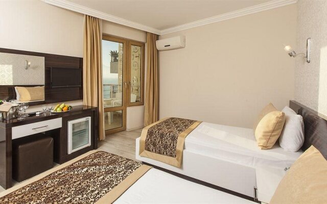 Golda Hotel