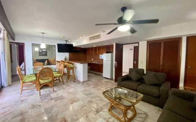 Costa Sur Resort by VRHost