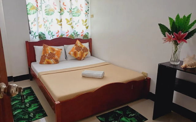 Amparo's Tourist Inn
