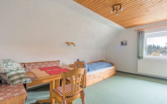 Modern Apartment in Tabarz/Thüringer Wald with Garden