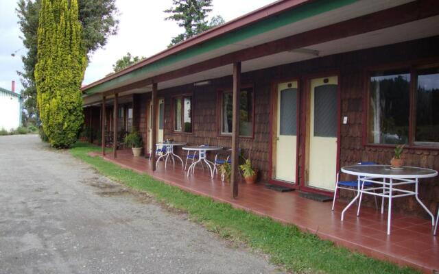 Hostal y Cabañas Lagune Club