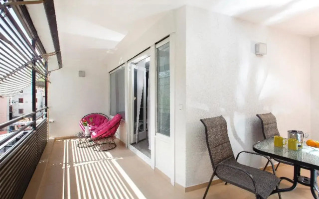 Prior Suites Split
