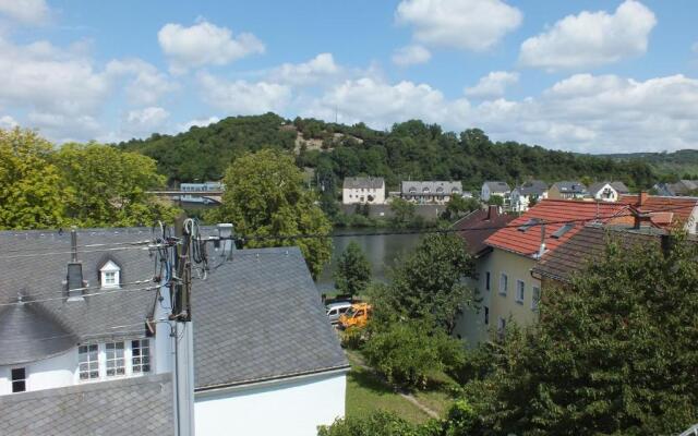 Rezas Bistro Restaurant Gästehaus