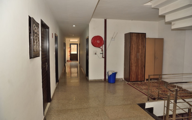 JK Rooms 129 RC Regency -Nr. Golden Temple.