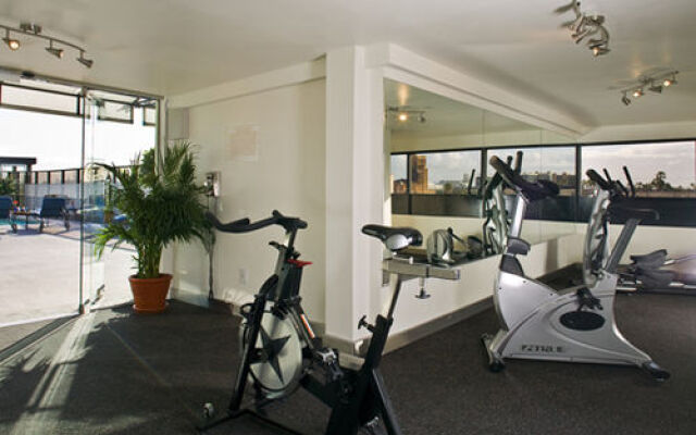 Carousel Inn & Suites