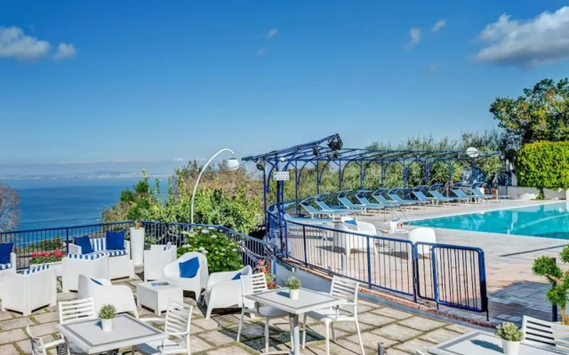 Hotel & Serviced Residence Gocce di Capri Sorrento Coast