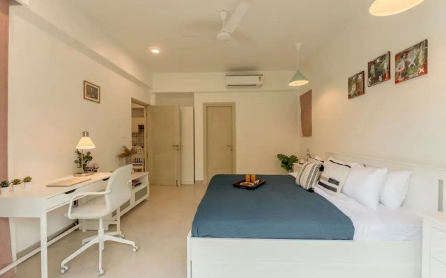 1BR Apt in Candolim With Pool 5 Mins From Beach