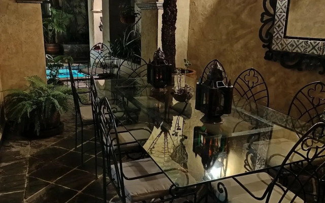 Hacienda Las Amantes