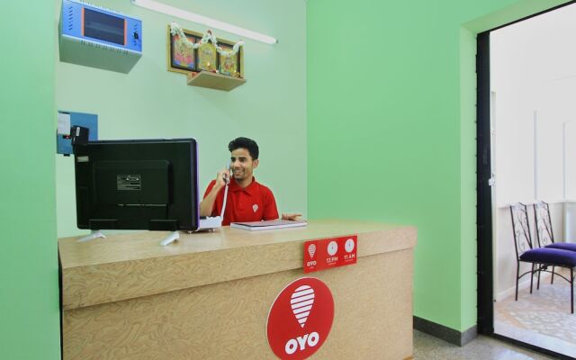 OYO 10242 Hotel Shelton Suites