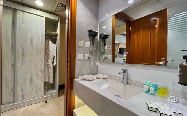 Zowar International Hotel