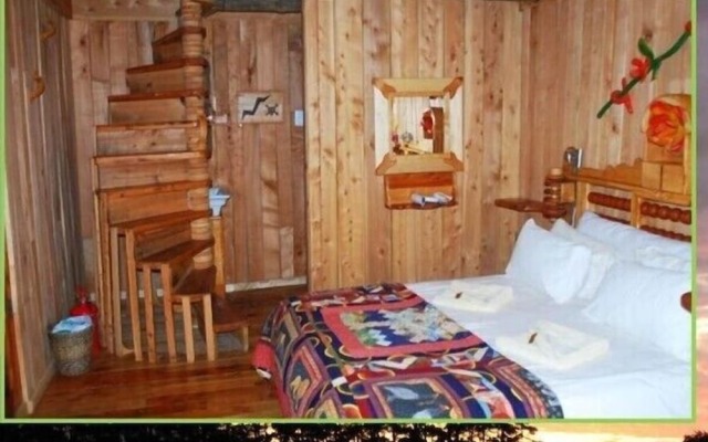 Sycamore Avenue Treehouses