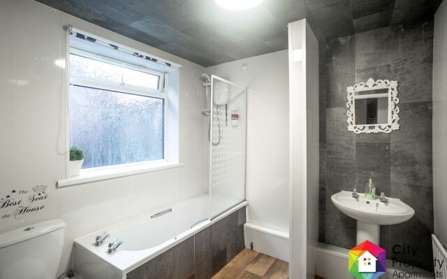 City Property - Stanton City Apartment
