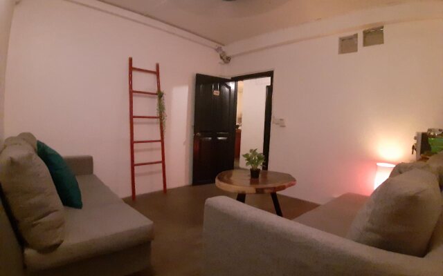 Snooze Pod - Hostel