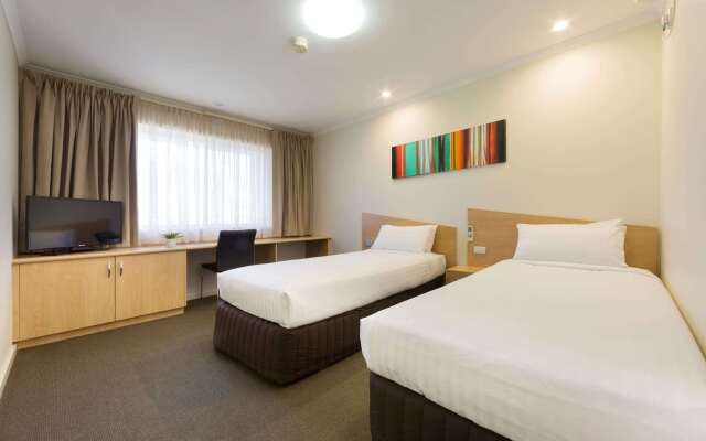 Ramada Encore by Wyndham Belconnen Canberra