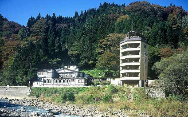 Okutsuchiyu Onsenkyo Sankyo No Ideyu Kotaki Onsen