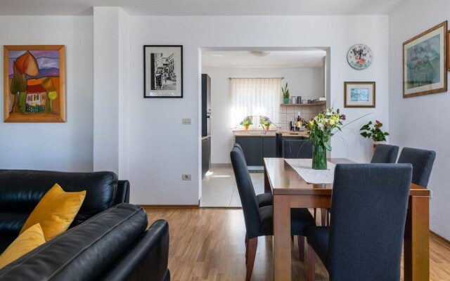 Beautiful Home in Breg Ivanovci With Wifi and 3 Bedrooms