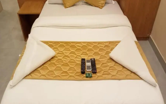 Hotel New Sarah Inn, Andheri West