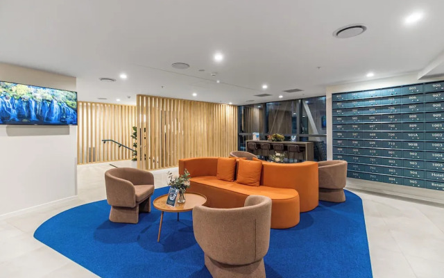 Modern 2BR Penthouse for Families by Zodiak Stays