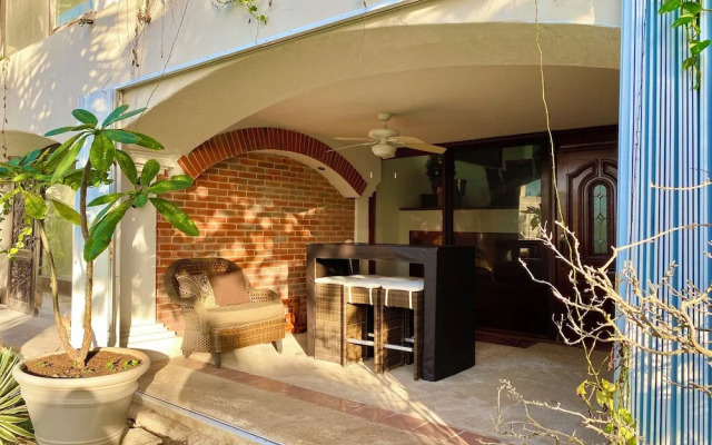 Cascada by Andiani Travel