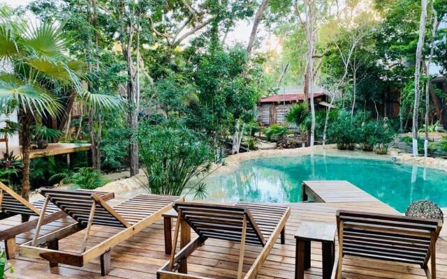 Nahouse Jungle Lodges