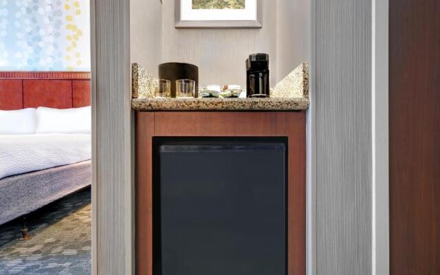 Courtyard by Marriott Republic Aprt Long Island/Farmingdale