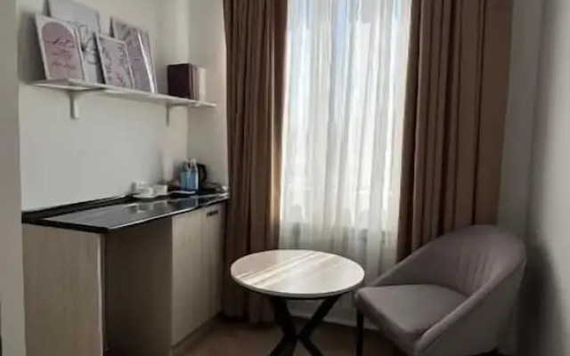 UNO Hotel Jalal-Abad