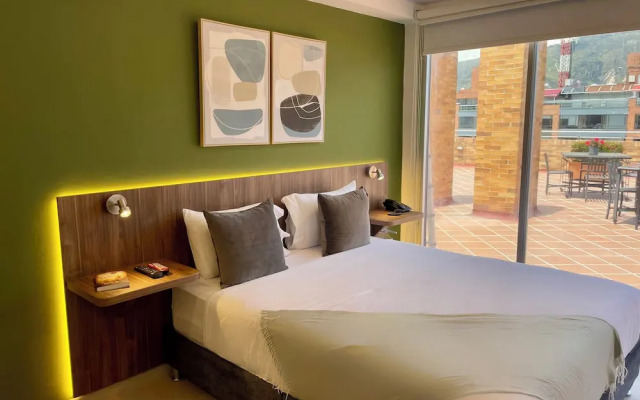 122 Plaza Aparta Hotel