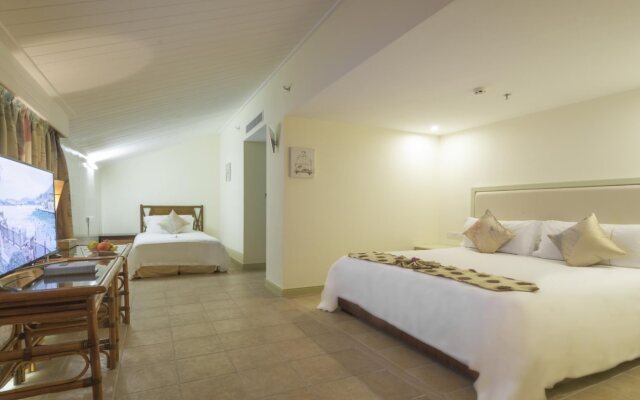 Golden Palm Resort