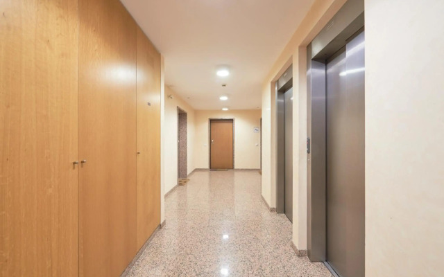 Apartment with Private Terrace & Car Garage