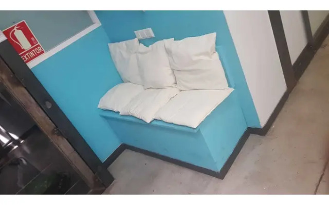 Traveller Box Hostel