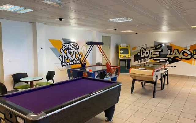 Coté Lac Hostel Evian