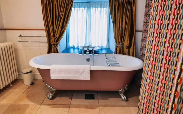 The Bull and Townhouse, Beaumaris- The Inn Collection Group