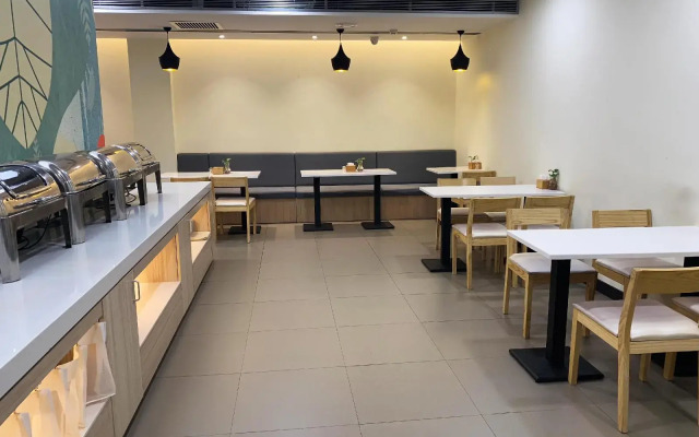 Hanting Express Beijing University of Technology