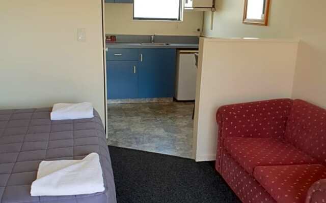 Spring Creek Motel