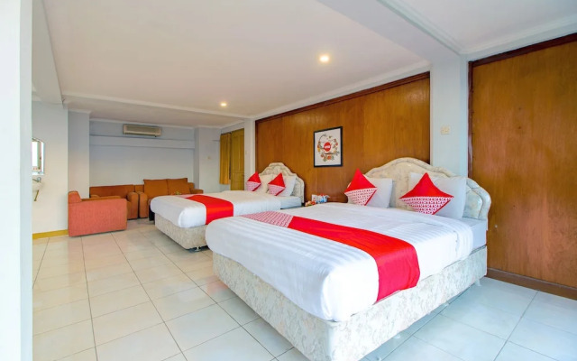Bukit Indah Hotel & Restaurant by OYO Rooms