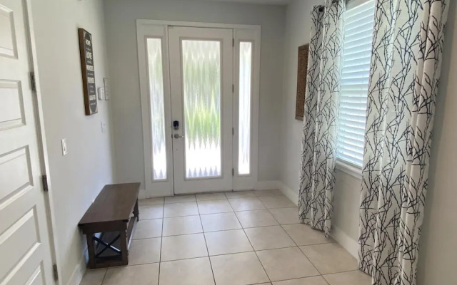 Elegant Family Home Pool Spa Themed Rooms