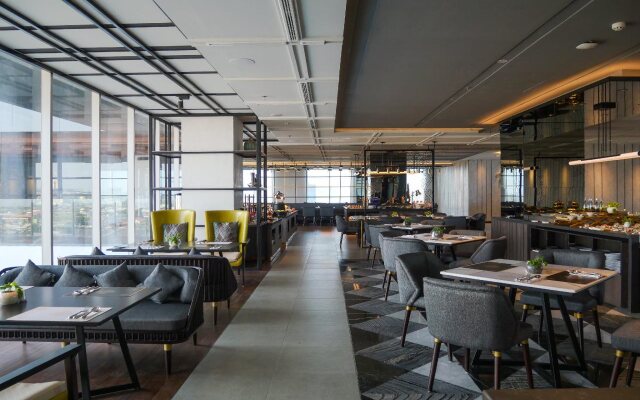 Movenpick Surabaya City