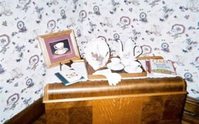 The Homespun Country Inn