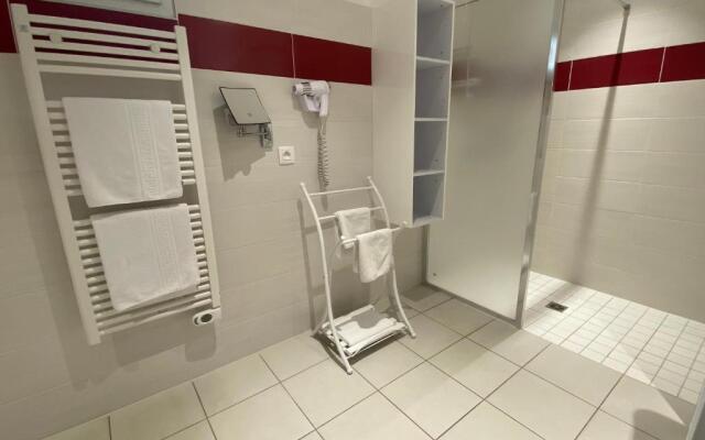 Contact Hôtel - Motel les Bleuets & SPA
