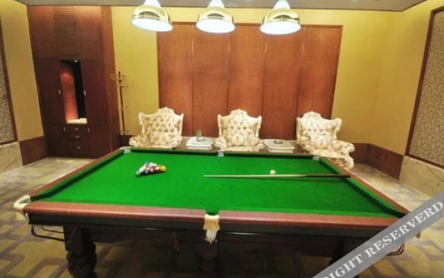 Qilin Rongyu International Hotel