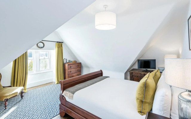 The Old Manse, Loch Ness (highland-escape)