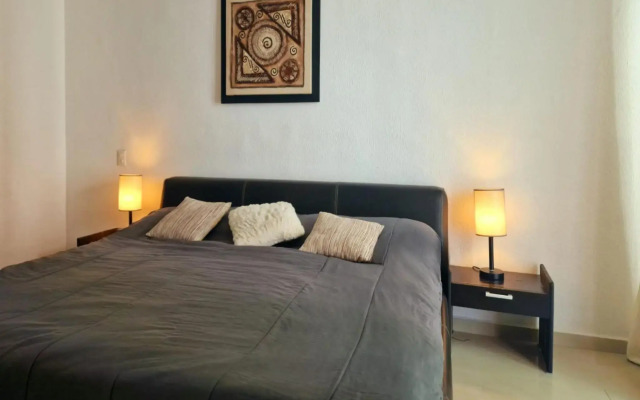 Poolside tranquil apartment in Playa del Carmen