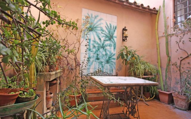 Terrace Apartment - Heart of Trastevere