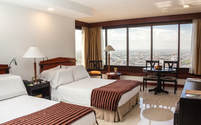 Torre De Cali Plaza Hotel