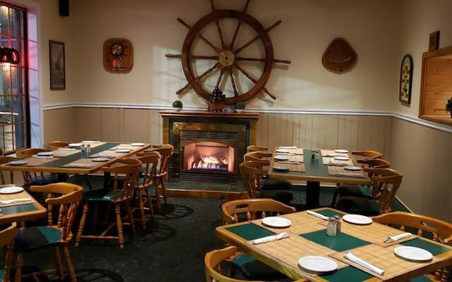 Riviera Inn and Suites 1000 Islands
