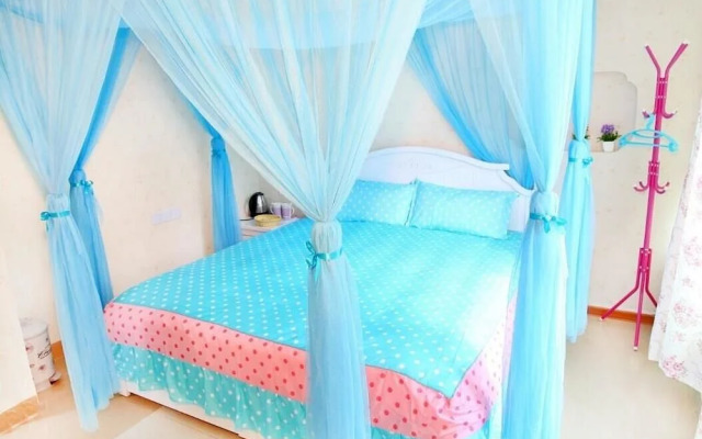 Xiamen Bloom Pinellia Holiday Home