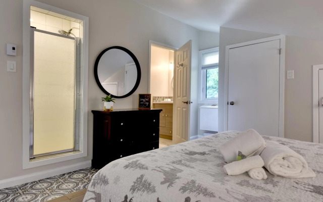 Stunning Condo - View on Lake Tremblant & Mountain