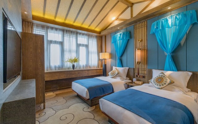 Floral Hotel Lijiang Qinyuan