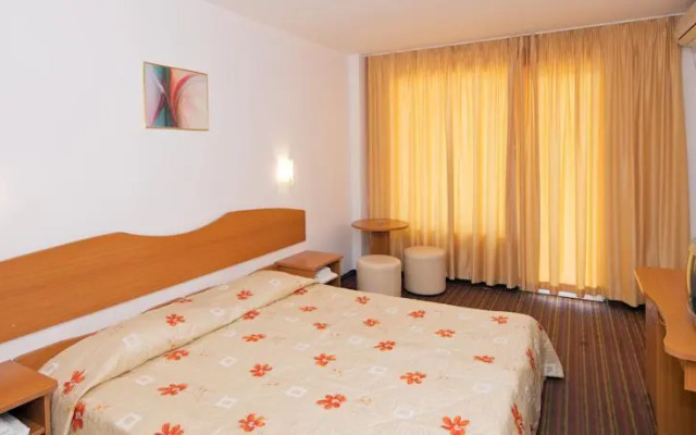 Elegance Family Hotel